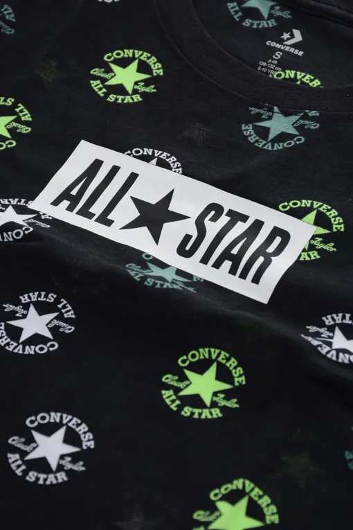 Outlet ALL STAR CHUCK TAYLOR T-Shirt Girocollo con Stampa Logo All-Over Bambino Abbigliamento