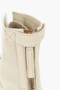 Discount Anfibi in Pelle Traforata con Zip Posteriore Donna Stivali