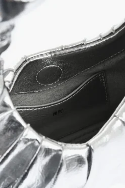 Borsa Hobo GABBI In Pelle Vegan Metallizzata e Increspata></noscript>Jw Pei Hot