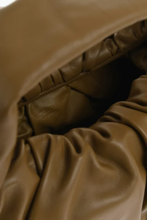 Borsa Hobo THE SHOULDER POUCH in Pelle>Bottega Veneta Clearance