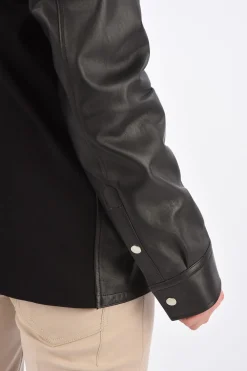 Camicia in Pelle Loose Fit con Bottoni Automatici></noscript>Neil Barrett Outlet