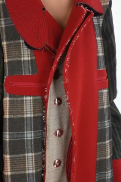 Cappotto Doppiopetto Effetto Patchwork con Abbottonatura Nascosta></noscript>Maison Margiela Best