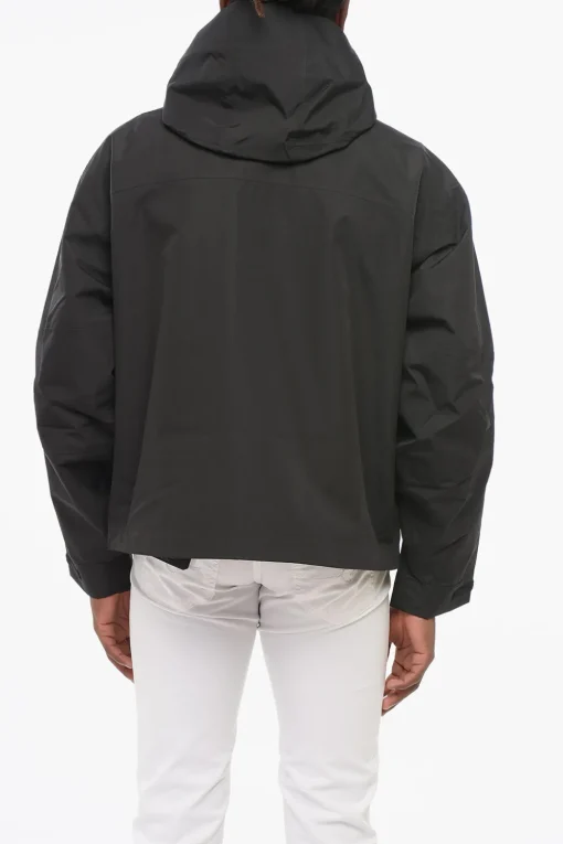 Giacca a Vento in Nylon Multitasca con Cappuccio>ROA Outlet