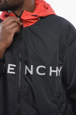 Giacca a Vento STARS in Nylon con Logo Stampato></noscript>Givenchy Clearance