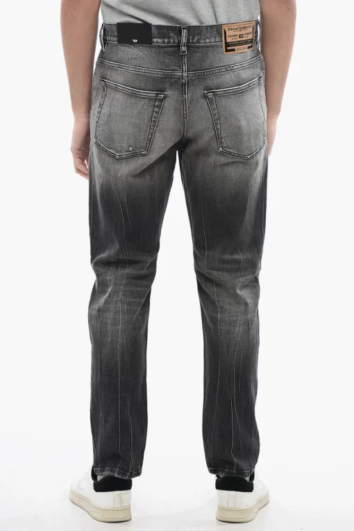 Jeans 2005 D-FINING-R Regular Fit 16cm L.32>Diesel Outlet