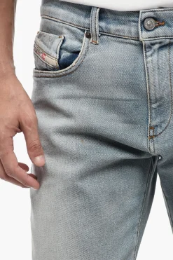 Jeans 2019 D-STRUKT con Lavaggio Chiaro L.32></noscript>Diesel New