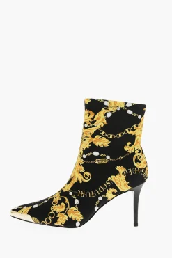 JEANS COUTURE Stivaletti Sock SCARLETT Point Toe con Stampa Barocca Tacco 9cm></noscript>Versace Online