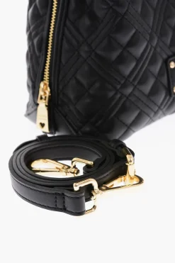 LOVE borsa in ecopelle trapuntata con dettagli dorati></noscript>Moschino Fashion