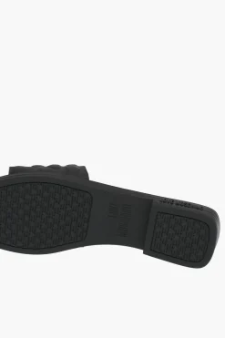 LOVE sabot KARL20 in ecopelle con cuori in rilievo></noscript>Moschino Discount