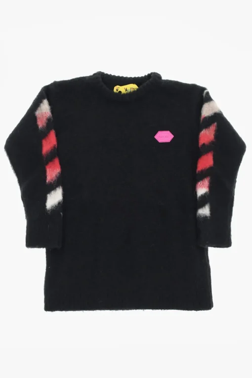 Hot Maglia Girocollo con Targhetta Logo Abbigliamento