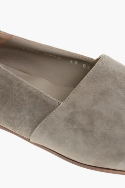 Mocassini Slipper in Camoscio a Tinta Unita></noscript>Corneliani Discount