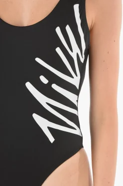 MOVE TO ZERO Costume da Bagno Intero Stampa Logo></noscript>Nike New