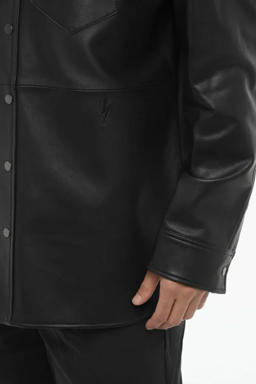 Fashion Overshirt in Pelle e Cotone con Abbottonatura Frontale Uomo Giubbotti