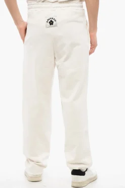 New Pantaloni in Cotone Garzato a 1 Pince con Patch Logo sul Retro Uomo Pantaloni