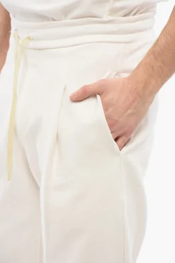 New Pantaloni in Cotone Garzato a 1 Pince con Patch Logo sul Retro Uomo Pantaloni