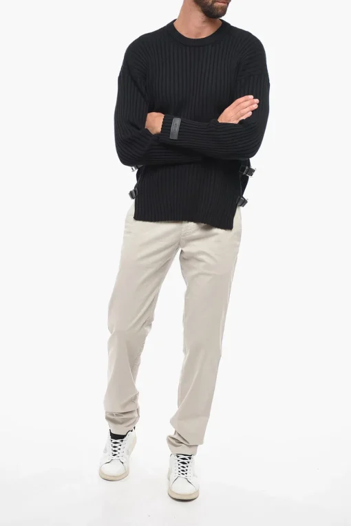 New Pullover in Lana a Coste con Fibbie Laterali Uomo Maglieria