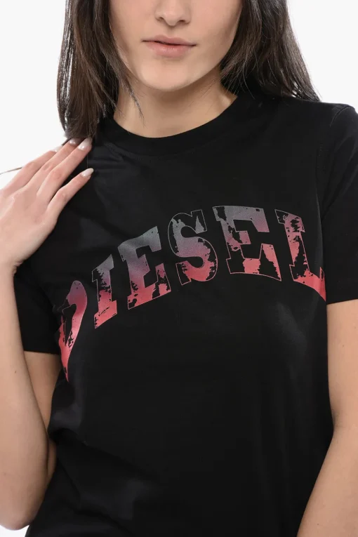 Outlet RED TAG T-shirt Girocollo T-REG-G11 in Cotone con Stampa Sfumata Donna T-Shirts E Tops