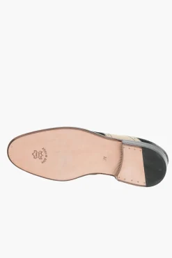 Scarpe Oxford Quarter Brogues Bicolore in Camoscio e Pelle></noscript>Corneliani Discount