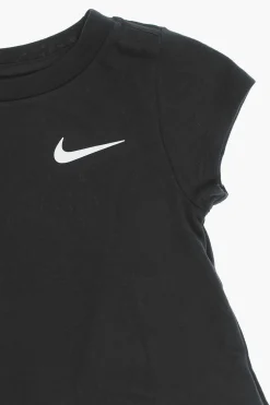 Set T-shirt Asimmetrica e Leggings Stampati></noscript>Nike KIDS Online