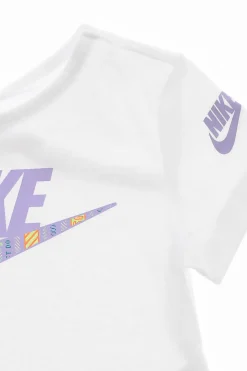 Set T-Shirt e Joggers con Logo Stampato></noscript>Nike KIDS Outlet