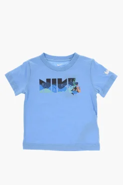 Set T-shirt Girocollo Stampata e Shorts con Bande a Contrasto>Nike KIDS Hot