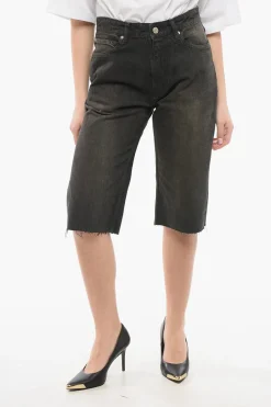 Shorts UNISEX in Denim Lavaggio Vintage con Fondo a Taglio Vivo>Balenciaga Sale