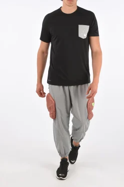T-shirt con Taschino></noscript>Nike Outlet